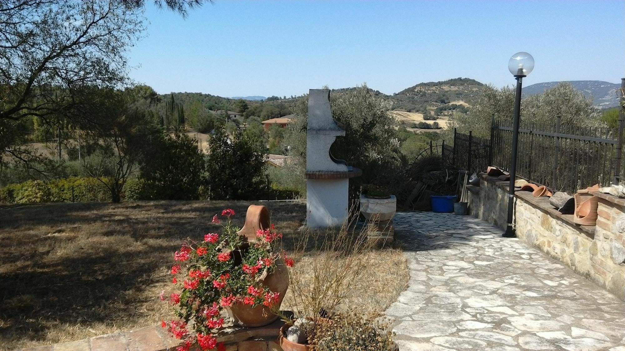 Chalet With One Bedroom In Perugia, With Wonderful Mountain View, Priv Экстерьер фото
